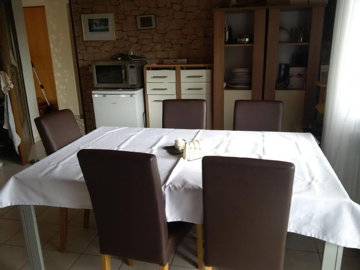 Appartement Haus Bergrose à Busenborn Extérieur photo